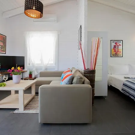 Βίλα Vasiliki Cottages *